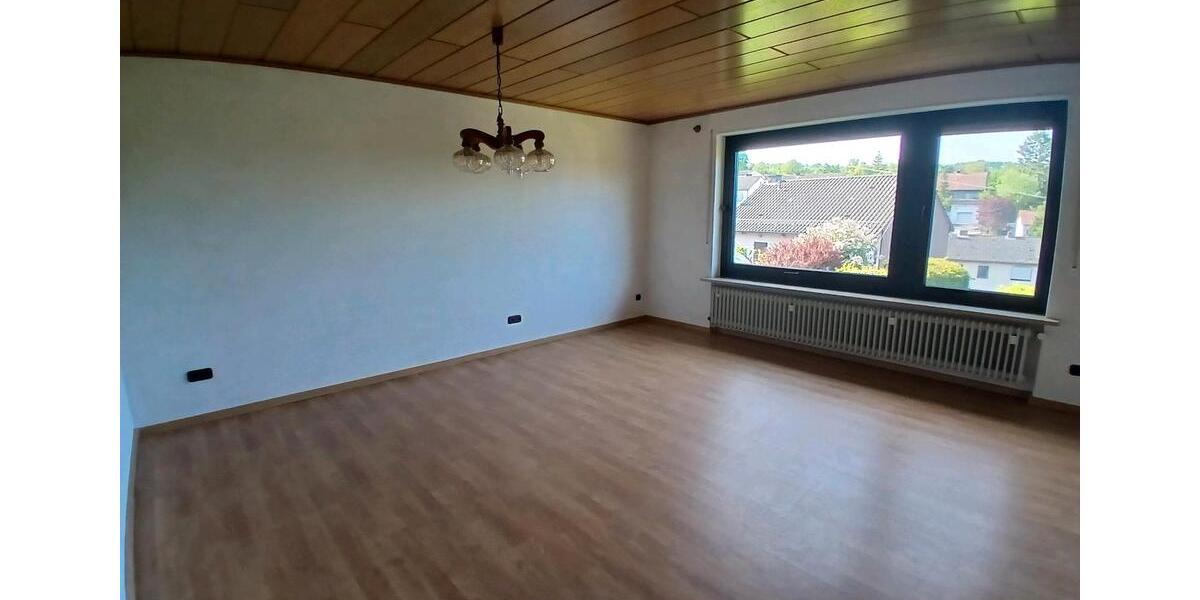 Etagenwohnung Würzburg Dürrbachau - 4 Zimmer, 89 m&sup2;, 980&euro; | Angebot:26699690