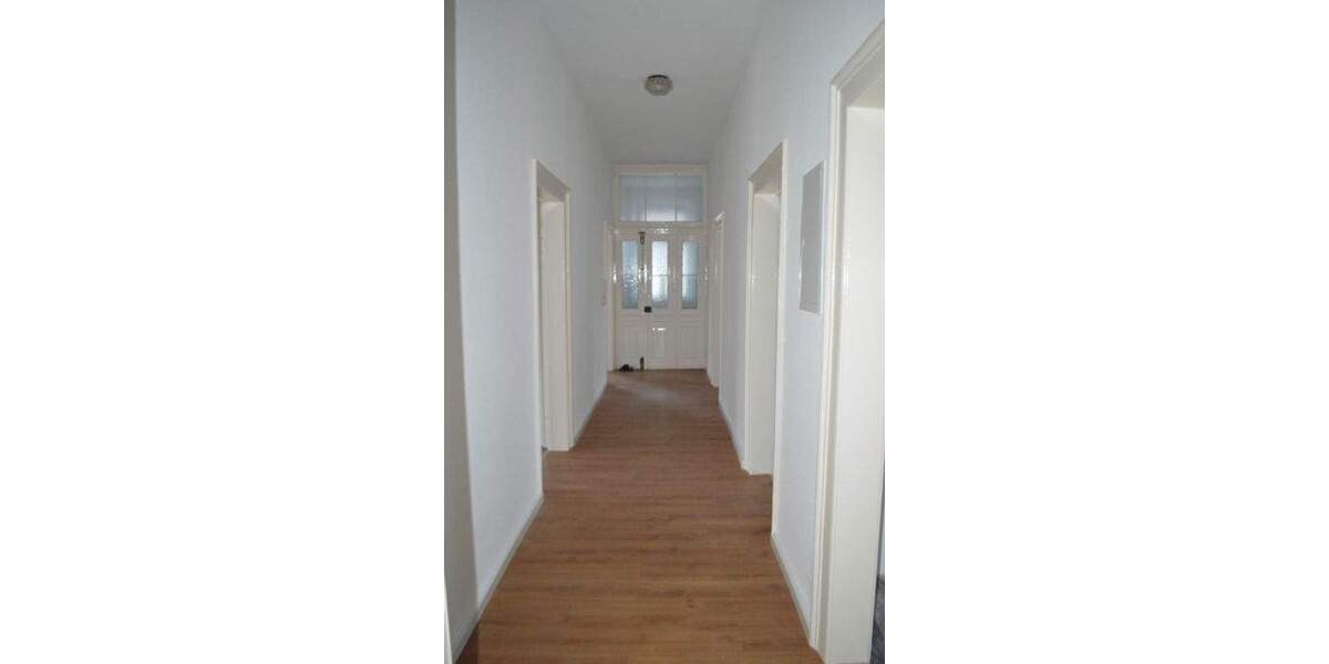 Etagenwohnung Kitzingen - 4 Zimmer, 114 m&sup2;, 830&euro; | Angebot:24906126