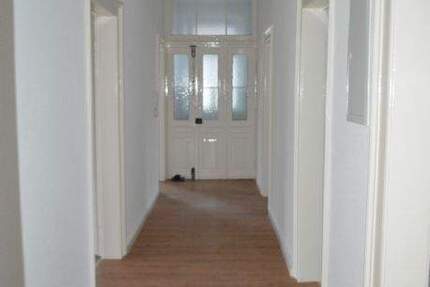 Wohnung Kitzingen - 4 Zimmer, 114 m&sup2;, 830&euro; | Angebot:24906126