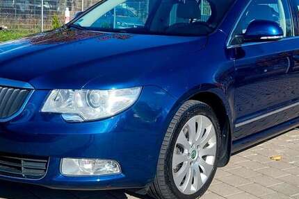 Skoda Superb 223.000 km 6.390 € Reichenberg-Albertshausen 97234