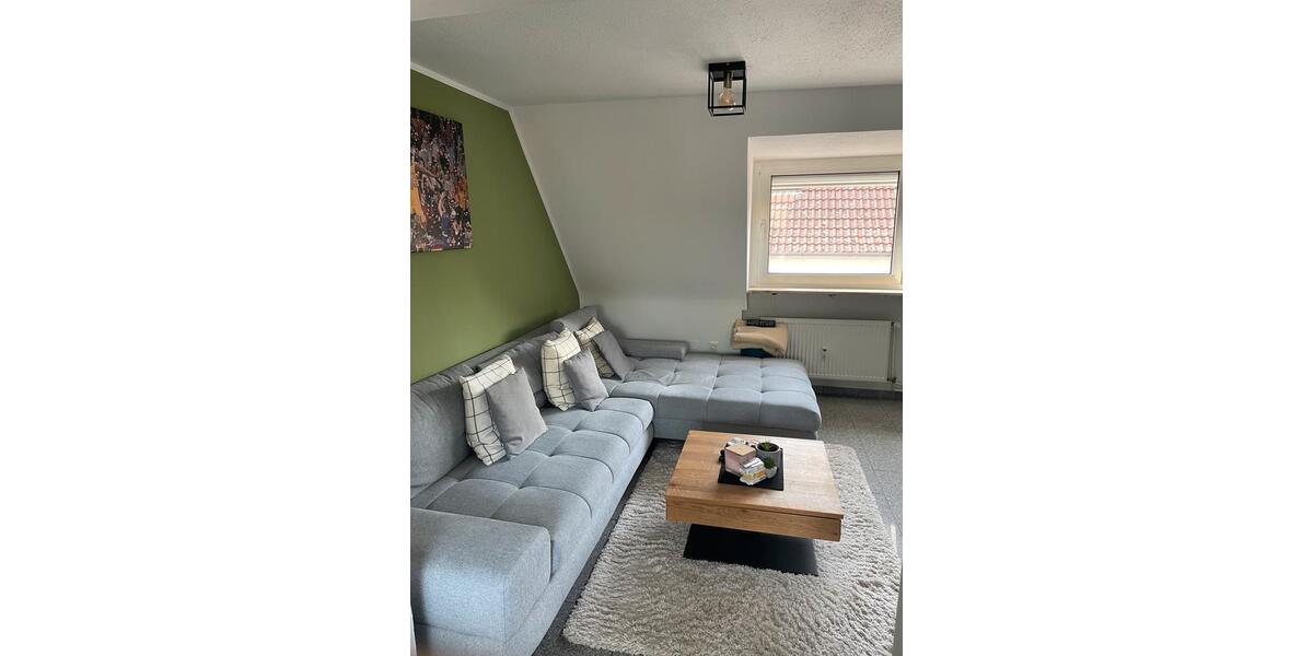 Dachgeschoßwohnung Würzburg Heuchelhof - 1 Zimmer, 70 m&sup2;, 930&euro; | Angebot:26045156