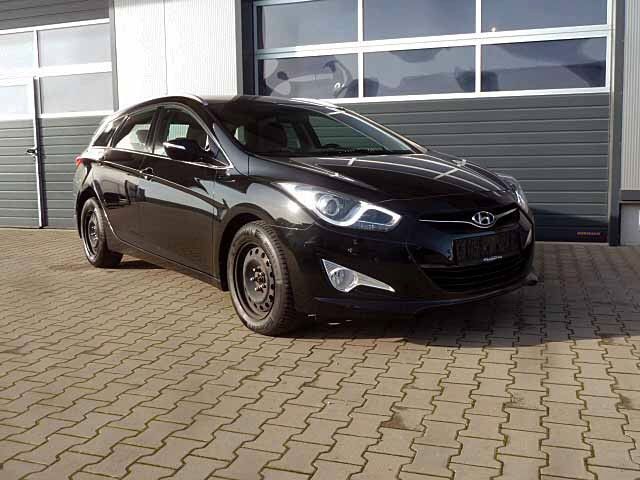 Hyundai i40 141.400 km 7.980 &euro; Kist 97270