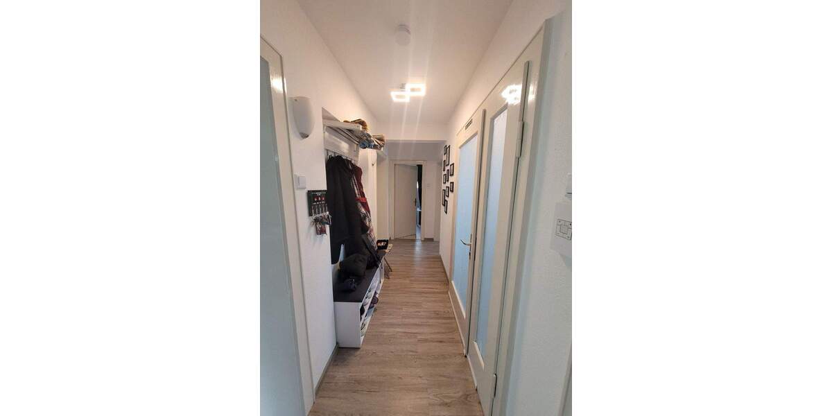 Etagenwohnung Gerbrunn - 3 Zimmer, 68 m&sup2;, 760&euro; | Angebot:26657143