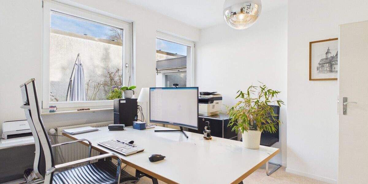 Bungalow Würzburg Steinbachtal - 4 Zimmer, 165 m&sup2;, 790.000&euro; | Angebot:25819832