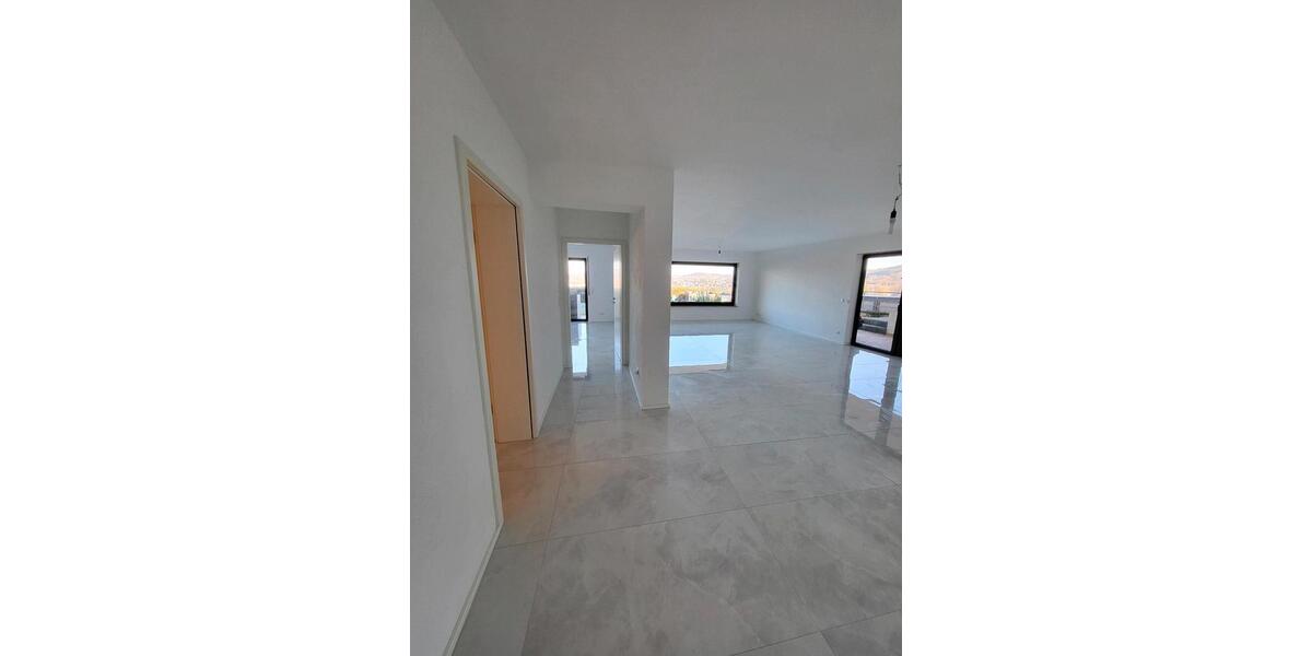 3 Zimmer Wohnung mit Garten zimmer