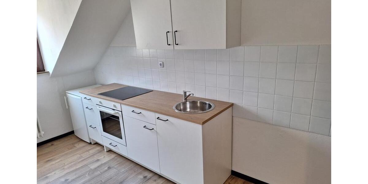 Dachgeschoßwohnung Würzburg Steinbachtal - 2 Zimmer, 62 m&sup2;, 850&euro; | Angebot:25303486