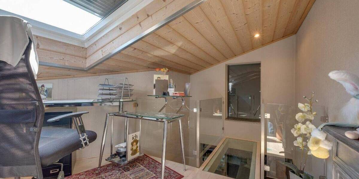 Mehrfamilienhaus, Wohnhaus Kitzingen - 7 Zimmer, 250 m&sup2;, 500.000&euro; | Angebot:25747372