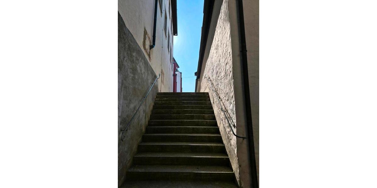 Etagenwohnung Dettelbach - 5 Zimmer, 134 m&sup2;, 480&euro; | Angebot:26619029