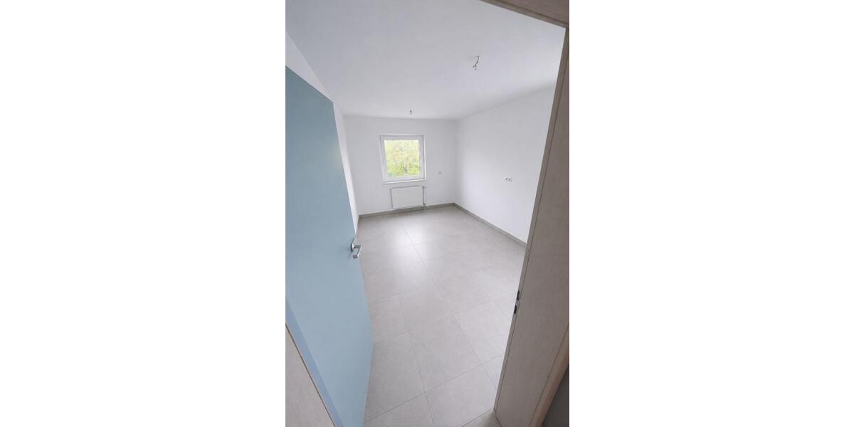Etagenwohnung Veitshöchheim - 4 Zimmer, 100 m&sup2;, 1.400&euro; | Angebot:26614907