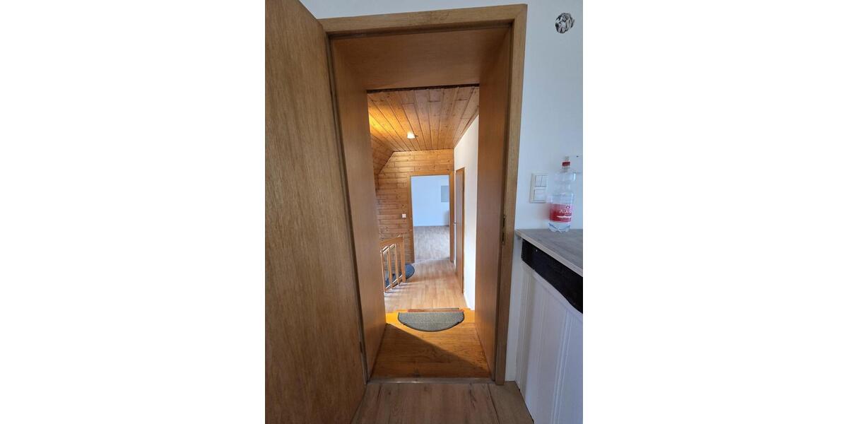 Maisonettenwohnung Arnstein - 5 Zimmer, 125 m&sup2;, 1.200&euro; | Angebot:26553721