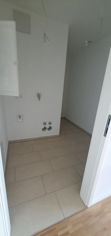 2-Zimmer Wohnung mit Loggia zimmer