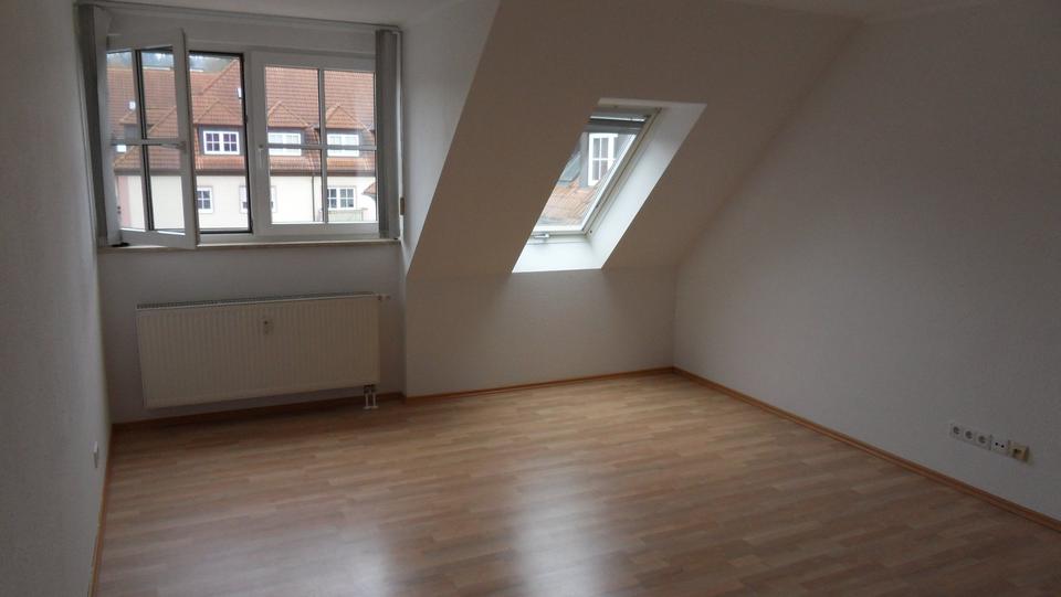 Dachgeschoßwohnung Zell am Main - 2 Zimmer, 50 m&sup2;, 168.000&euro; | Angebot:27215653