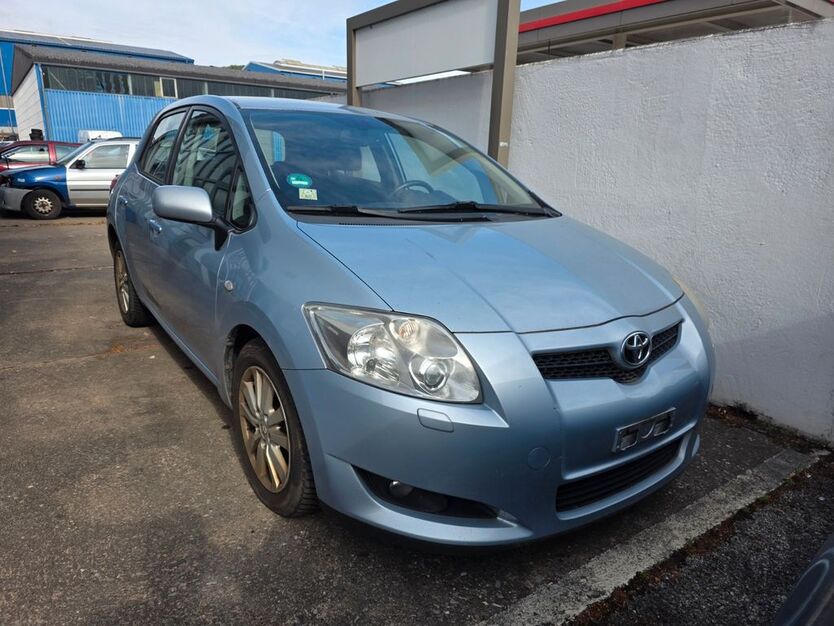 Toyota Auris 275.000 km 1.500 € Lauda-Königshofen 97922