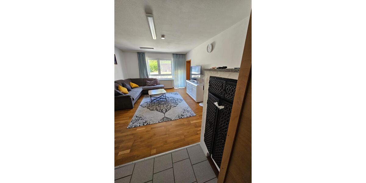 Erdgeschoßwohnung Bergtheim - 3 Zimmer, 75 m&sup2;, 900&euro; | Angebot:26615828