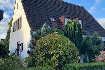 Haus Veitshöchheim - 6 Zimmer, 140 m&sup2;, 330.000&euro; | Angebot:26041054