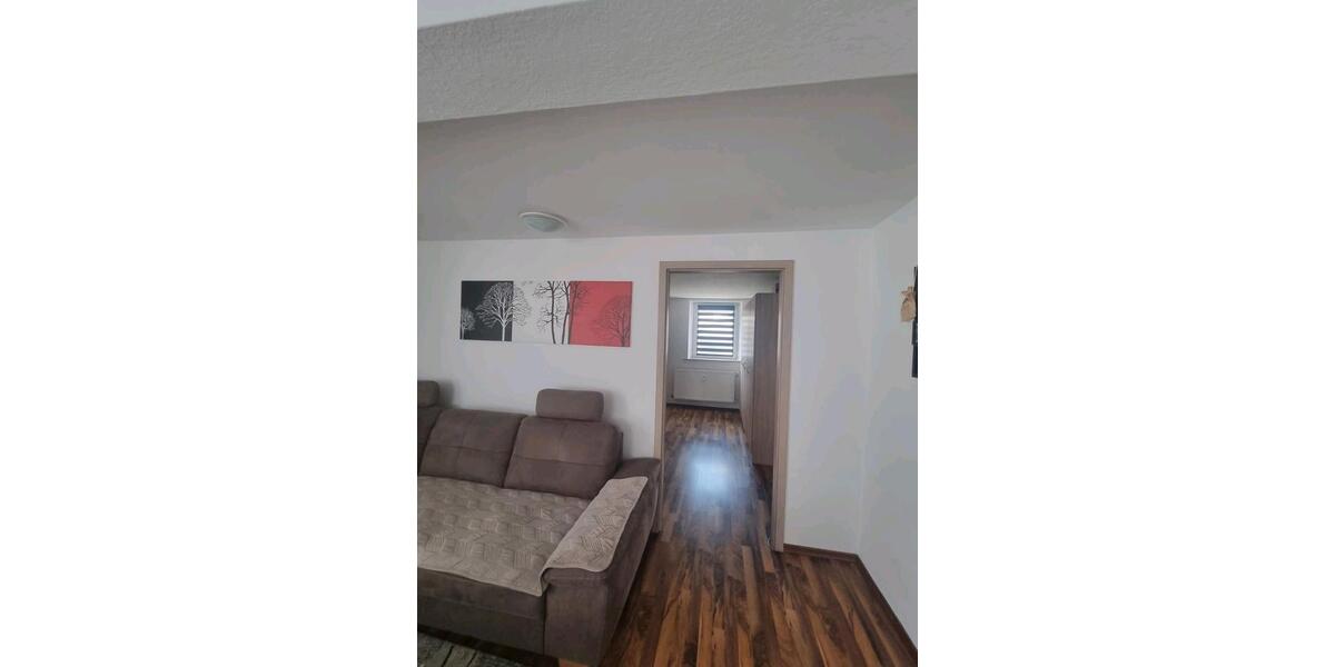 Mehrfamilienhaus, Wohnhaus Giebelstadt - 3 Zimmer, 64 m&sup2;, 900&euro; | Angebot:27617171