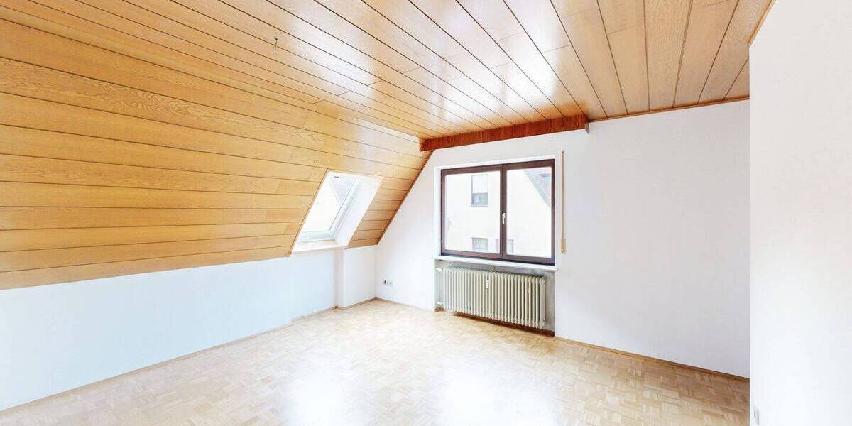 Mehrfamilienhaus, Wohnhaus Winterhausen - 6 Zimmer, 171 m&sup2;, 390.000&euro; | Angebot:25997015