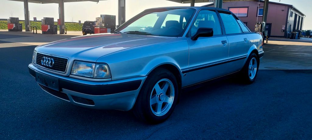 Audi 80 154.600 km 7.490 &euro; Reichenberg,Albertshausen 97234