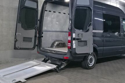 Mercedes-Benz Sprinter 217.950 km 23.680 &euro; Würzburg 97084
