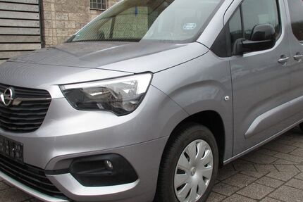 Opel Combo 83.059 km 19.850 &euro; Würzburg 97080