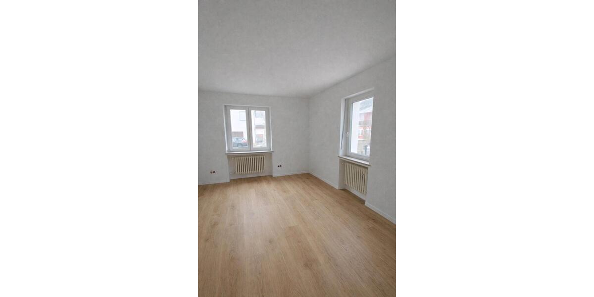 Erdgeschoßwohnung Werneck - 3 Zimmer, 85 m&sup2;, 1.100&euro; | Angebot:24370156