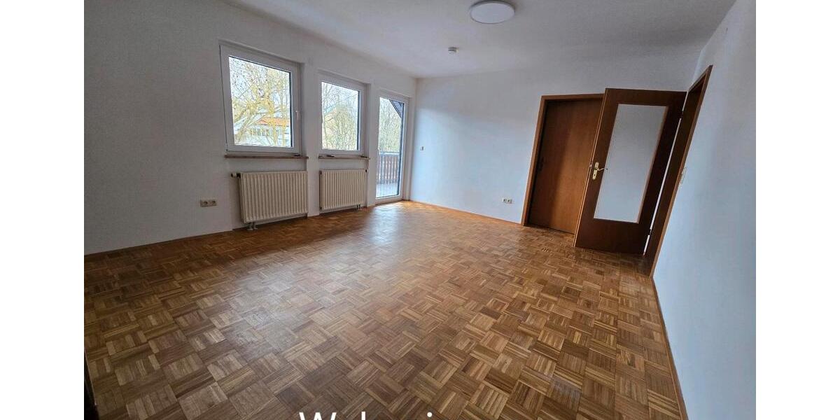Dachgeschoßwohnung Würzburg Heuchelhof - 3.5 Zimmer, 83 m&sup2;, 1.350&euro; | Angebot:24765834