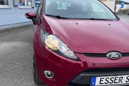 Ford Fiesta 133.176 km 5.200 &euro; Tauberbischofsheim 97941