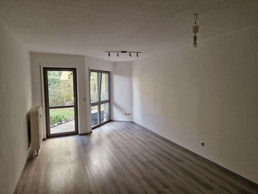 Wohnung zum Mieten in Würzburg 425 € 37 m²