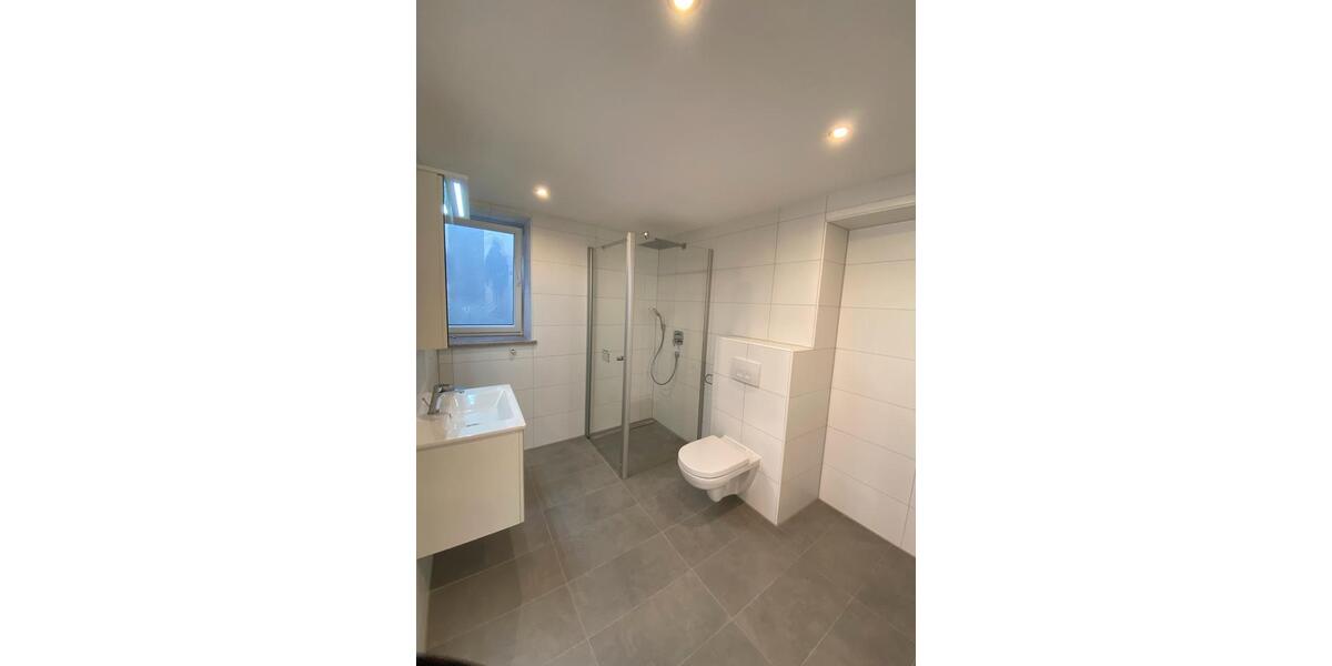 Erdgeschoßwohnung Kleinlangheim - 2 Zimmer, 58 m&sup2;, 650&euro; | Angebot:24940874