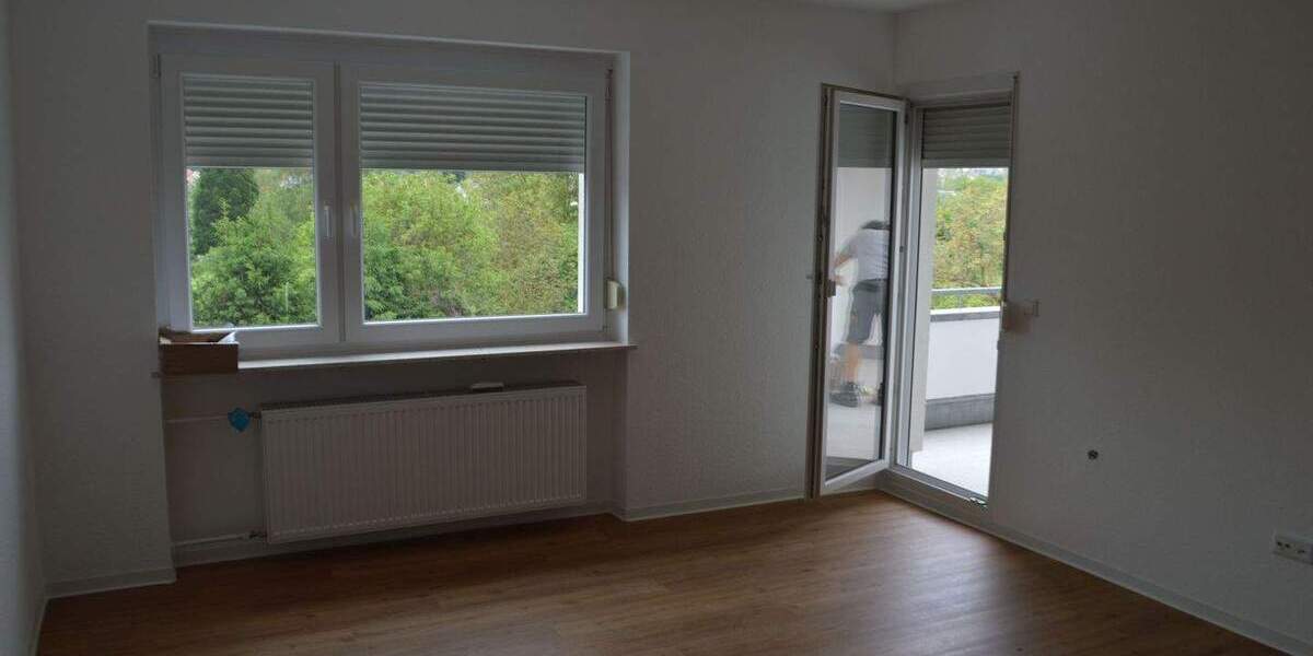 Etagenwohnung Margetshöchheim - 3 Zimmer, 80 m&sup2;, 1.045&euro; | Angebot:26641645
