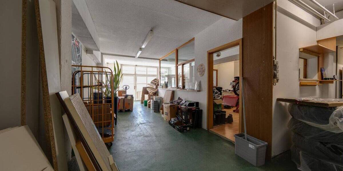 Vermietete Gewerbeimmobilie in Rottendorf zimmer