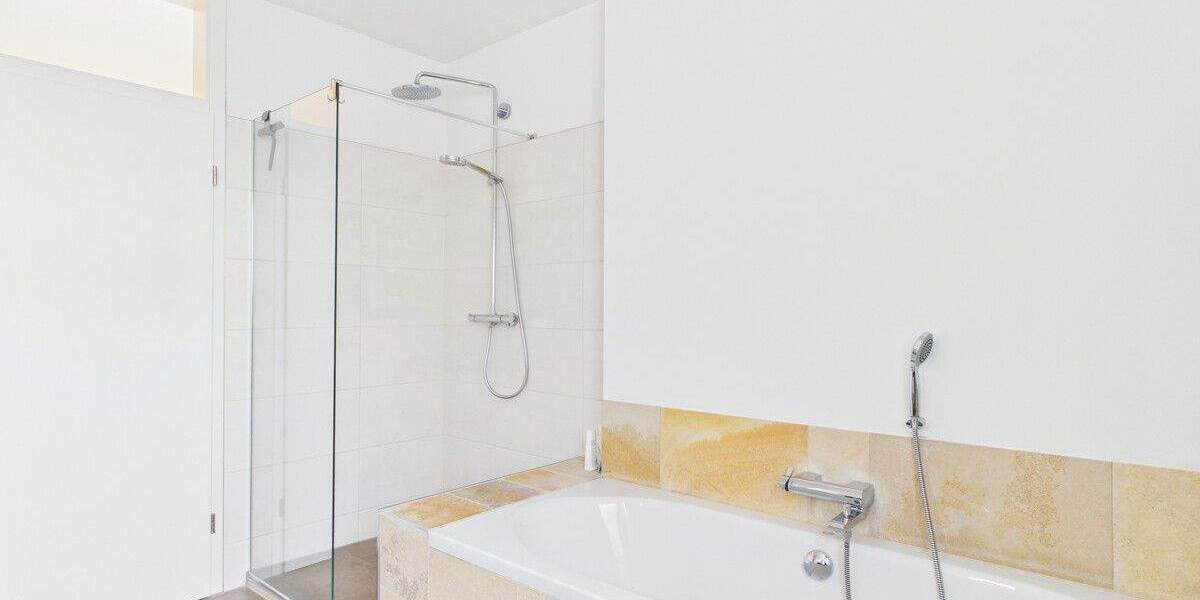 Bungalow Würzburg Steinbachtal - 4 Zimmer, 165 m&sup2;, 790.000&euro; | Angebot:25819832