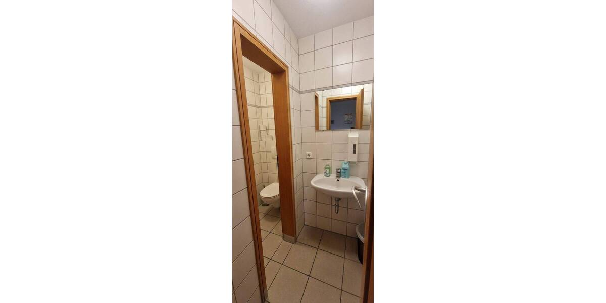 Gewerbeobjekt Würzburg Altstadt - 4 Zimmer, 106 m&sup2;, 1.290&euro; | Angebot:26643781