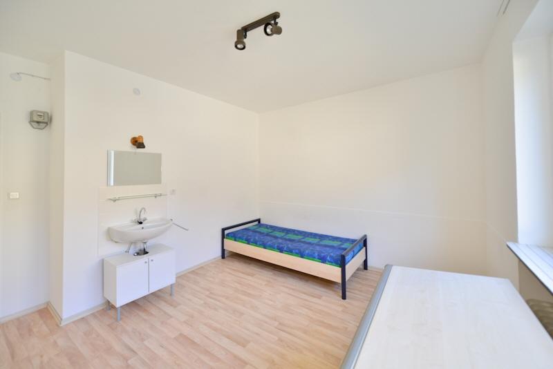 WÜWeingartenstraße - nur wenige Gehminuten zur Uni! 1 zimmer