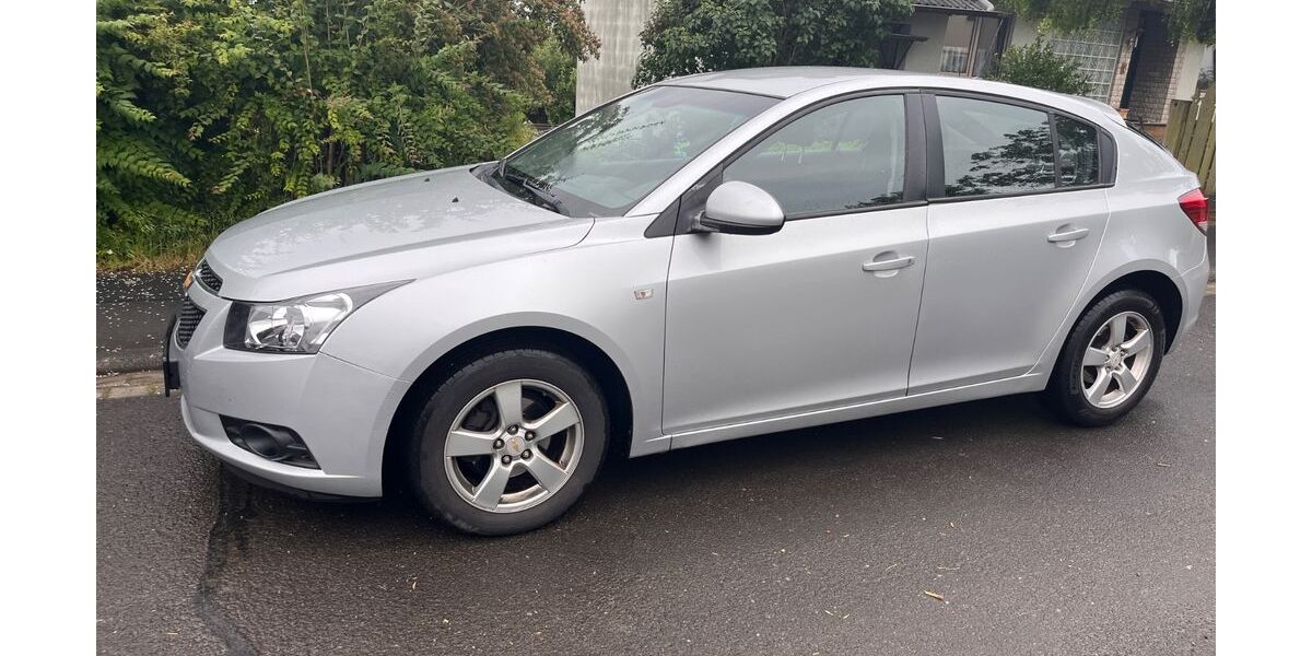 Chevrolet Cruze 172.500 km 3.400 &euro; Marktheindenfeld 97828