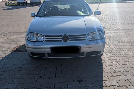 VW Golf 206.000 km 750 € Reichenberg 97234