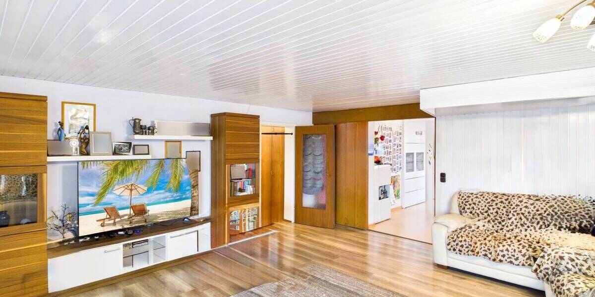 Etagenwohnung Würzburg Lindleinsmühle - 3 Zimmer, 130 m&sup2;, 297.000&euro; | Angebot:26343361