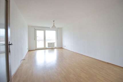 Wohnung Würzburg Lengfeld - 3 Zimmer, 83 m&sup2;, 282.000&euro; | Angebot:25661689