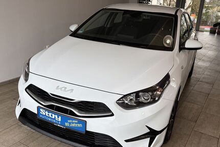 Kia ceed / Ceed 5.500 km 17.490 &euro; Würzburg 97076