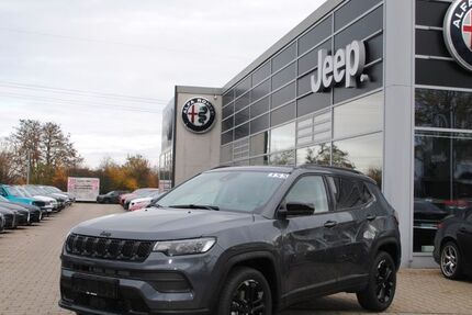 Jeep Compass 14.000 km 26.990 € Würzburg 97076