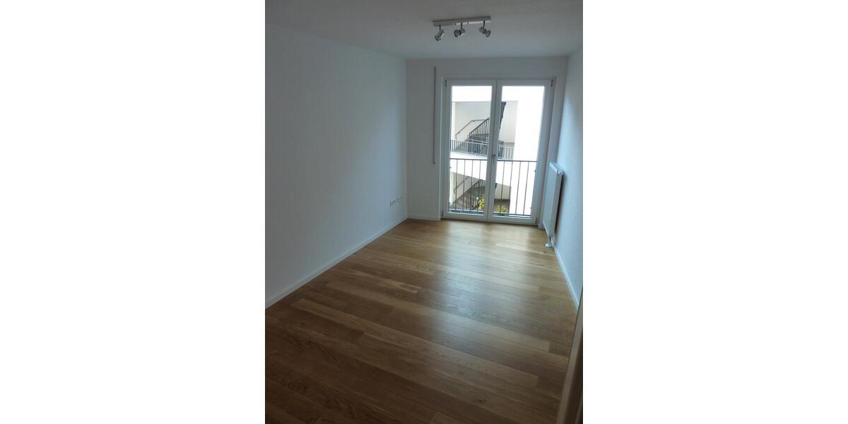 Etagenwohnung Tauberbischofsheim - 4 Zimmer, 106 m&sup2;, 950&euro; | Angebot:27587424