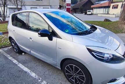 Renault Scenic 98.000 km 7.100 &euro; Grünsfeld 97947