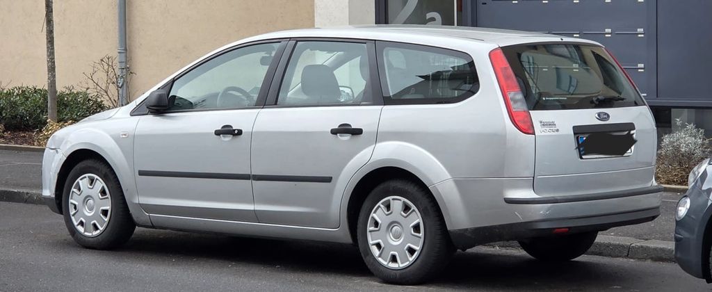 Ford Focus 185.600 km 1.950 &euro; Würzburg 97072