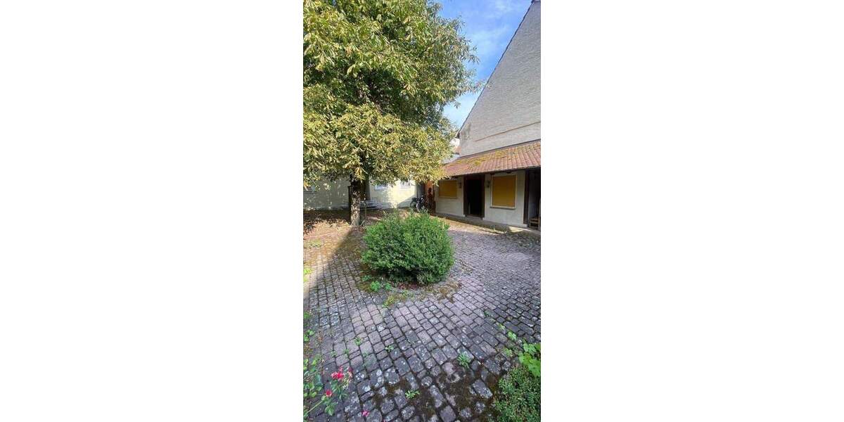 Mehrfamilienhaus, Wohnhaus Volkach - 9 Zimmer, 415.000&euro; | Angebot:23944929