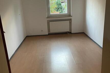 Wohnung Albertshofen - 4 Zimmer, 97 m&sup2;, 800&euro; | Angebot:27630997
