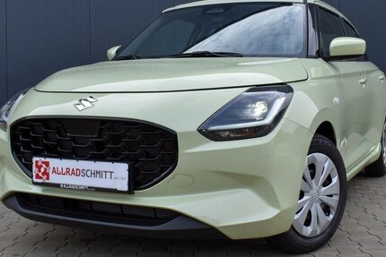 Suzuki Swift Club 1.2l M/T Dualjet Hybrid 12.550 km 15.490 &euro; Höchberg-Würzburg 97204