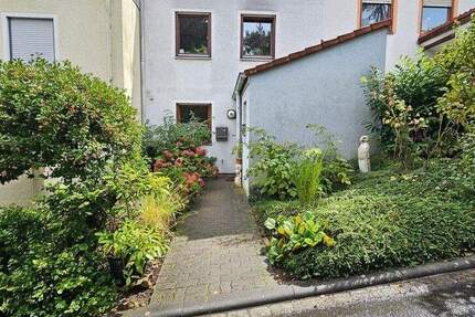 Haus Würzburg Lengfeld - 3 Zimmer, 106 m&sup2;, 350.000&euro; | Angebot:24657515