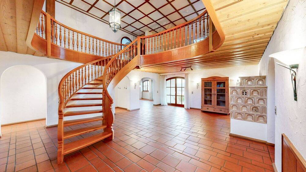 Einfamilienhaus Eibelstadt - 7 Zimmer, 331 m&sup2;, 750.000&euro; | Angebot:25984576