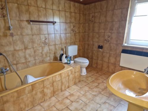 Gemütliches Einfamilienhaus in ruhiger Lage von 97250 Erlabrunn bei Würzburg (ID 10427) - Einfamilienhaus Erlabrunn Erlabrunn , Unterfr | Angebot:18947568