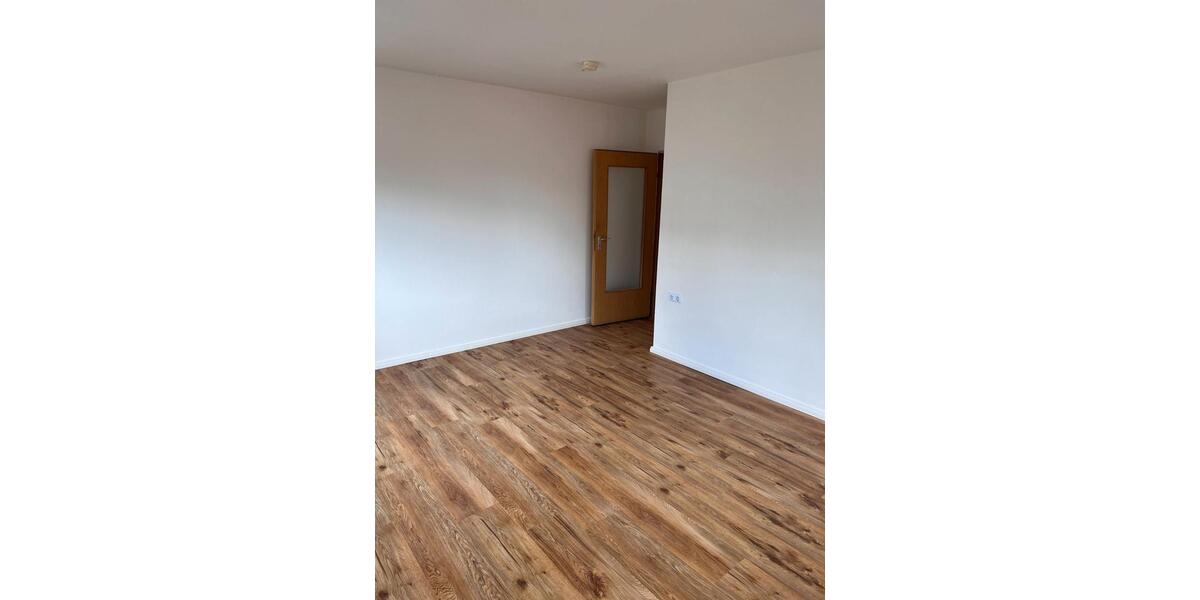 Etagenwohnung Würzburg Heuchelhof - 3 Zimmer, 92 m&sup2;, 320.000&euro; | Angebot:26214542